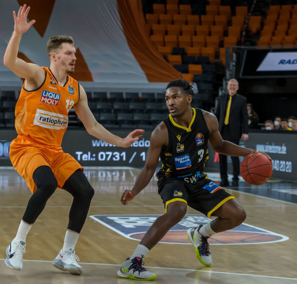 的完整性和 的完整性和