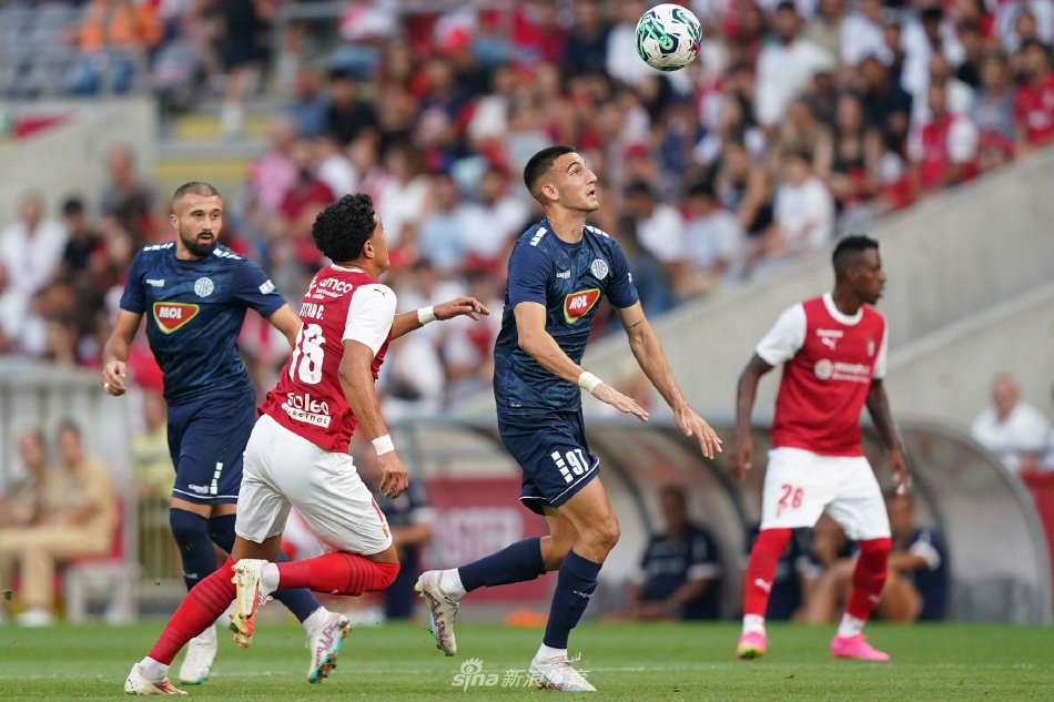 季率队获得 季率队获得