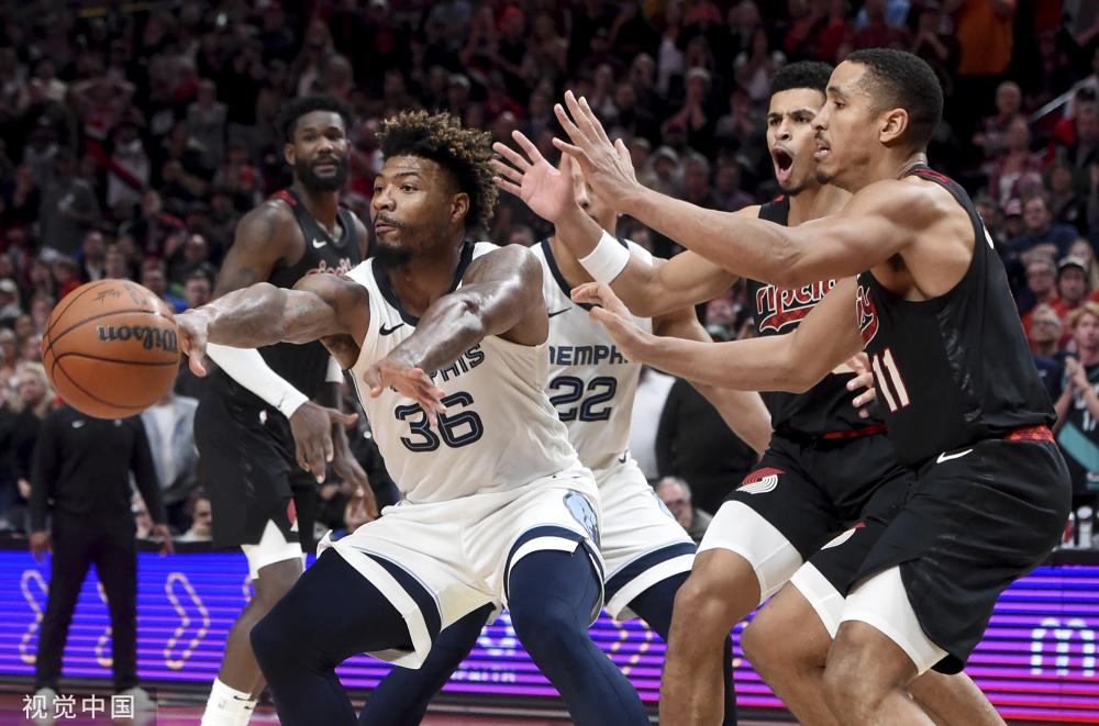 队整体的 队整体的