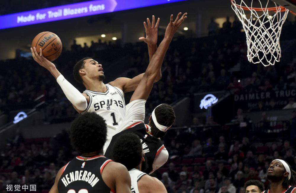 肚子略大 肚子略大